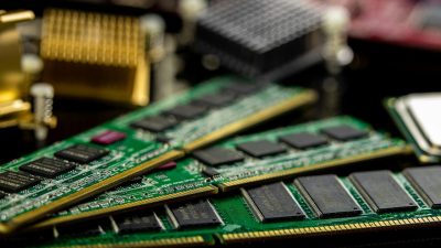 Les prix des mémoires pourraient ne pas baisser avant 2027, selon une nouvelle étude