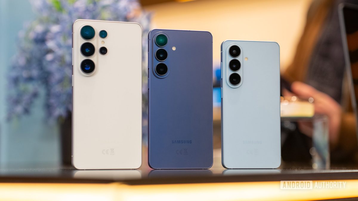 La série Galaxy S26 est en vente dans le monde entier après des précommandes record menées par l'Ultra