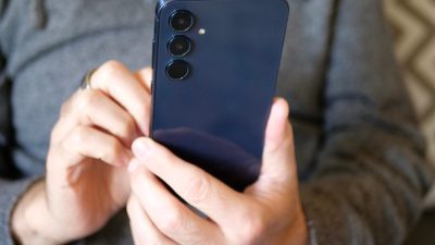 Après le Galaxy S26, Samsung apporte la prise en charge de l'iPhone AirDrop aux téléphones Galaxy A à petit budget