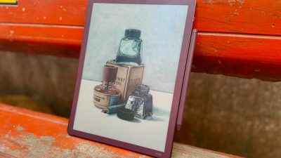 Avis sur Amazon Kindle Scribe Colorsoft : la course de luxe vers la prise de notes numérique