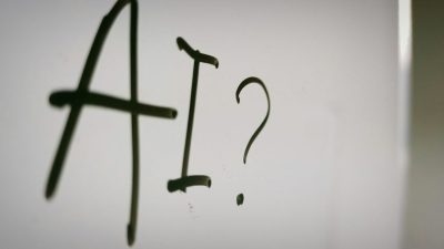 Je n'aurais jamais pensé que l'IA ajouterait des fautes de frappe – mais c'est un peu logique