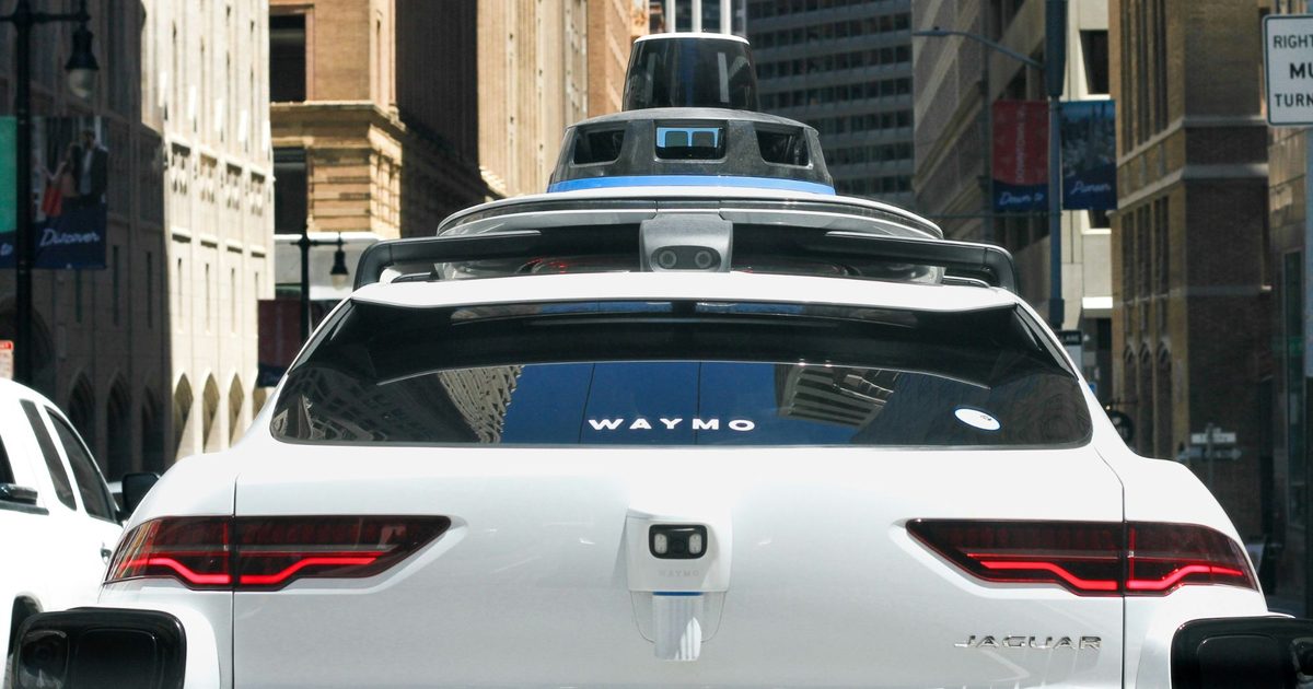 Cette IA permet aux voitures autonomes de « se souvenir » des trajets passés pour planifier des itinéraires plus sûrs