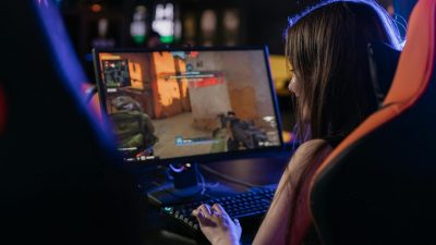 Le prochain moniteur de jeu de TCL pourrait atteindre un taux de rafraîchissement stupéfiant de 640 Hz 