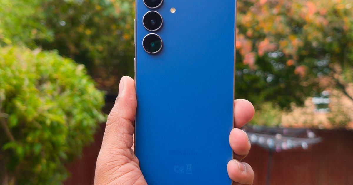 Your Galaxy S26 FE could use an older chip, and early benchmarks already show the gap