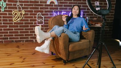 Les travailleurs invisibles de l'économie d'influence sont en première ligne pour le coup d'IA