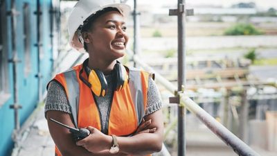 Comment la gestion financière doit-elle évoluer à mesure que l'entreprise se développe ?