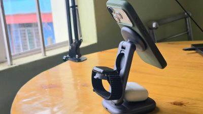 Satechi 3-en-1 Foldable Wireless Charging Stand Qi2 Review : Rapide, pliable et mon nouveau favori